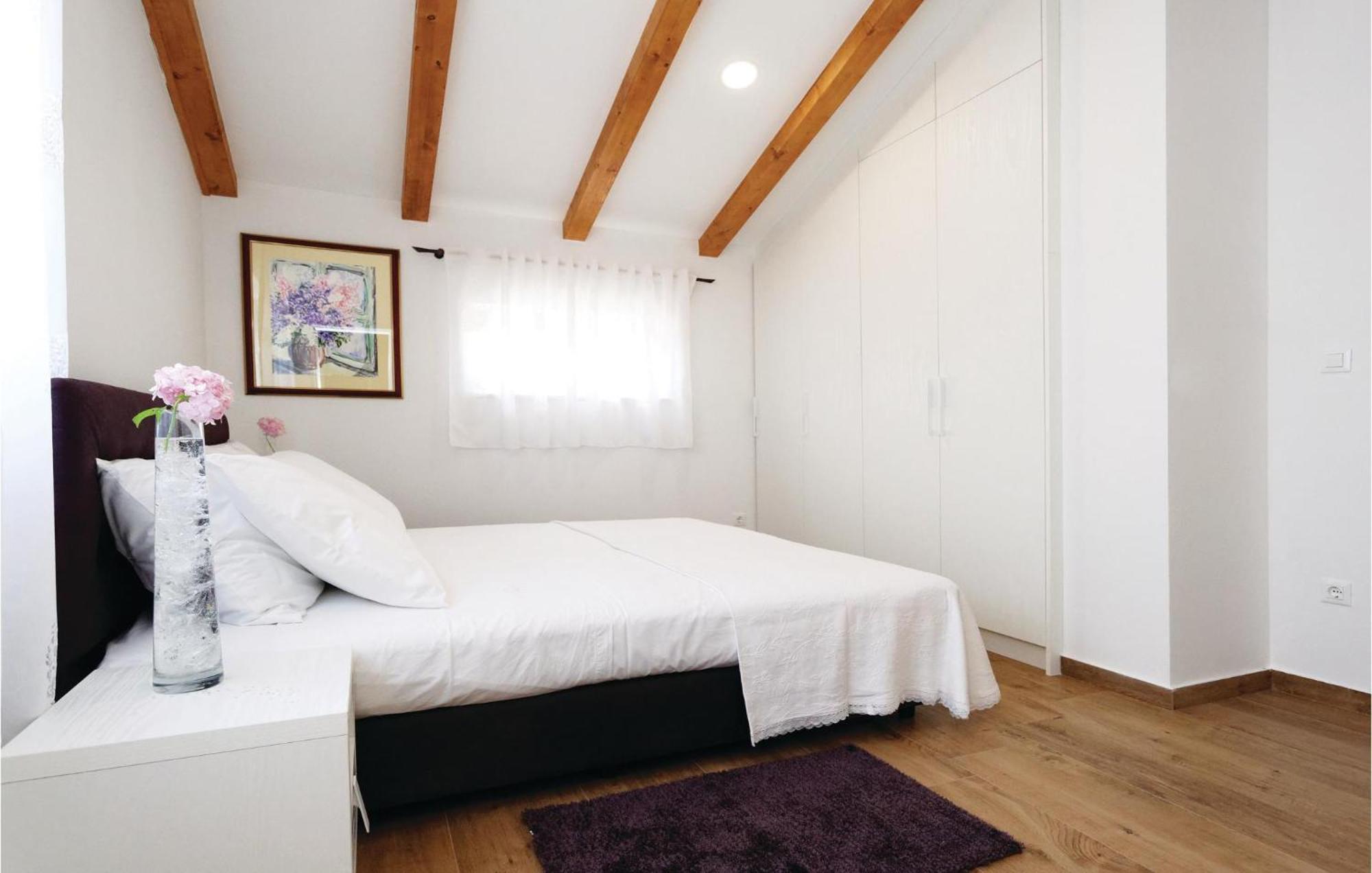 Lovely Home In Sibenik With Wifi Extérieur photo