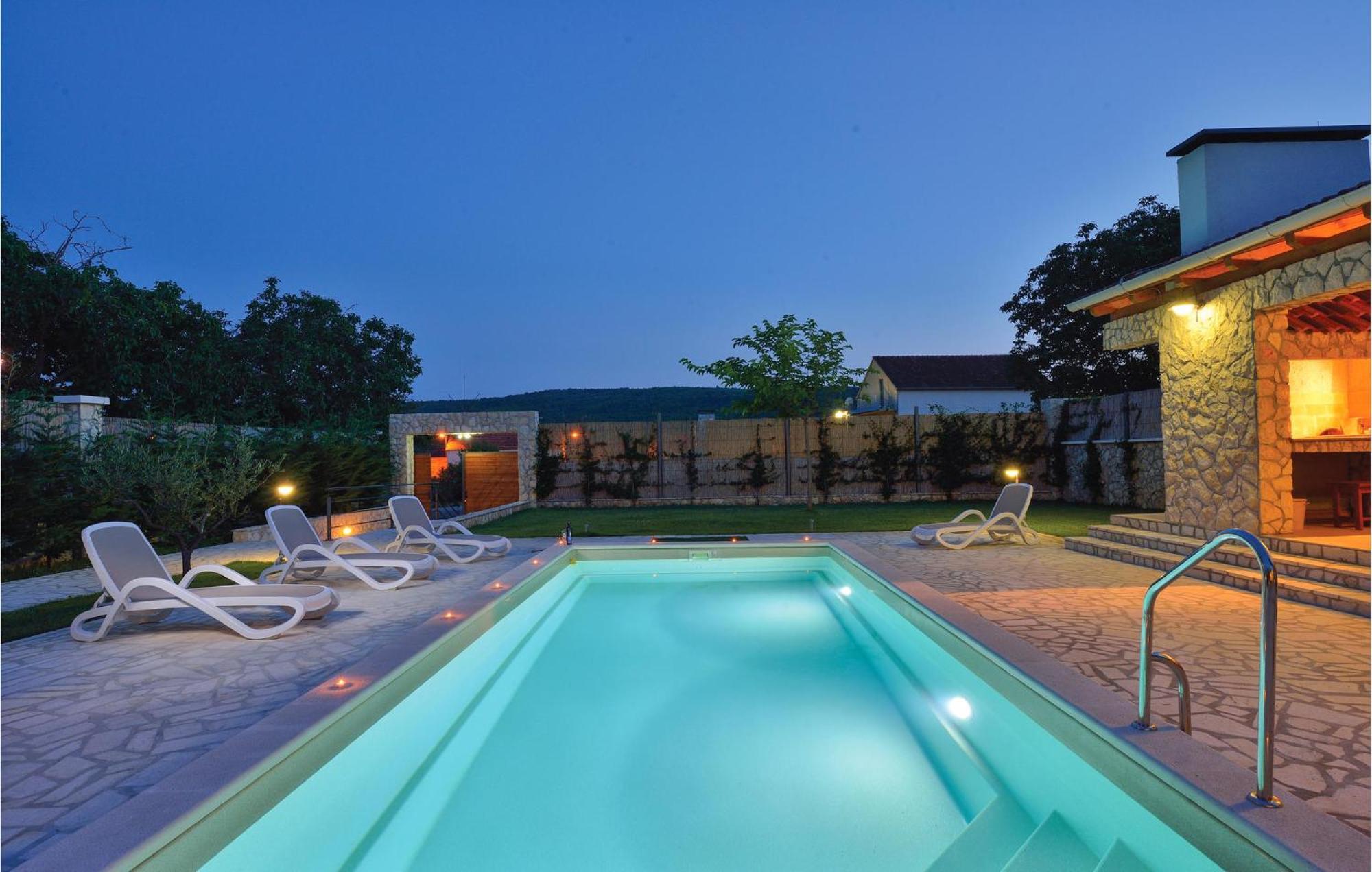 Lovely Home In Sibenik With Wifi Extérieur photo