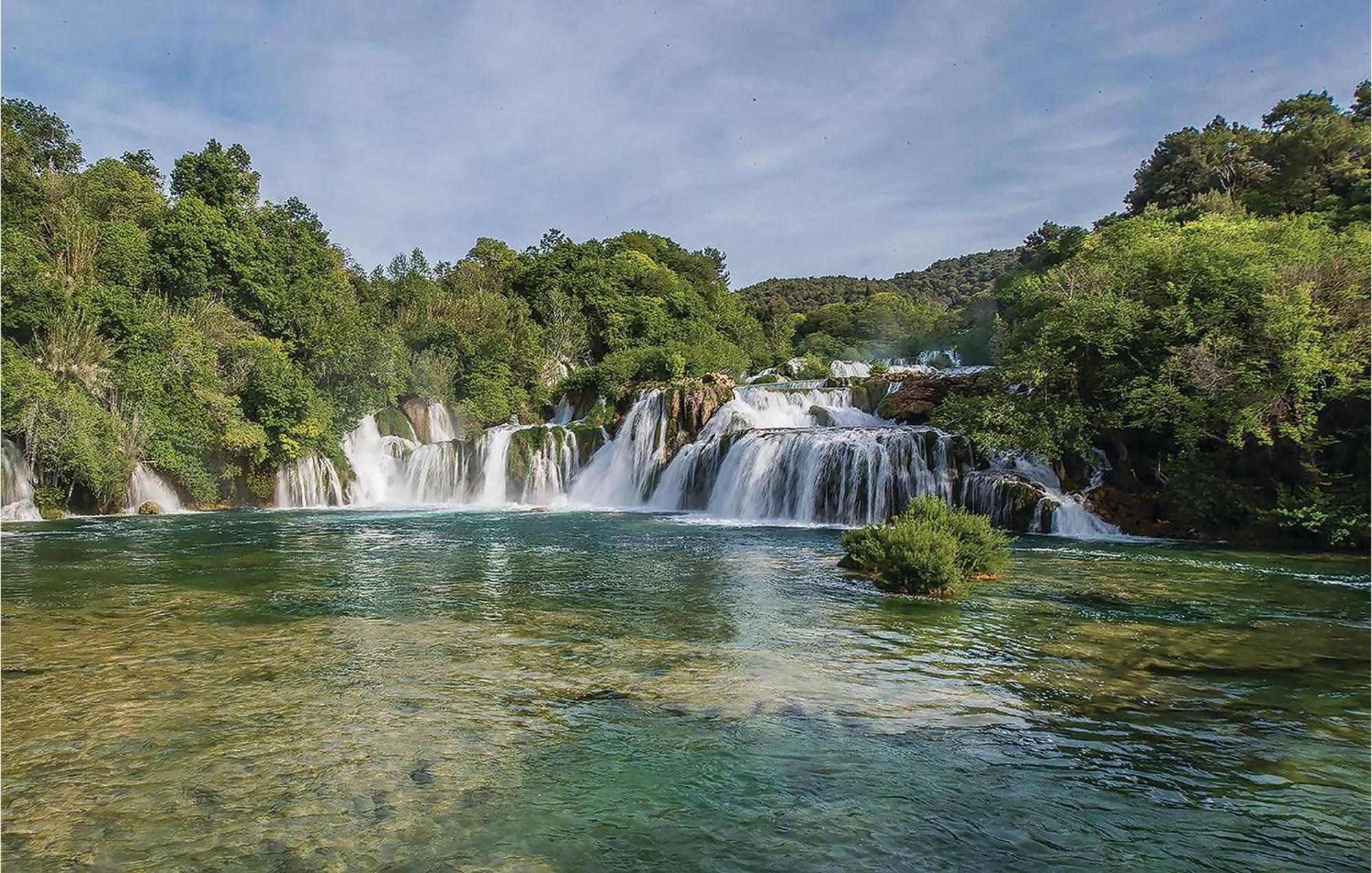 Lovely Home In Sibenik With Wifi Extérieur photo